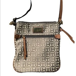 Tommy Hilfiger purse